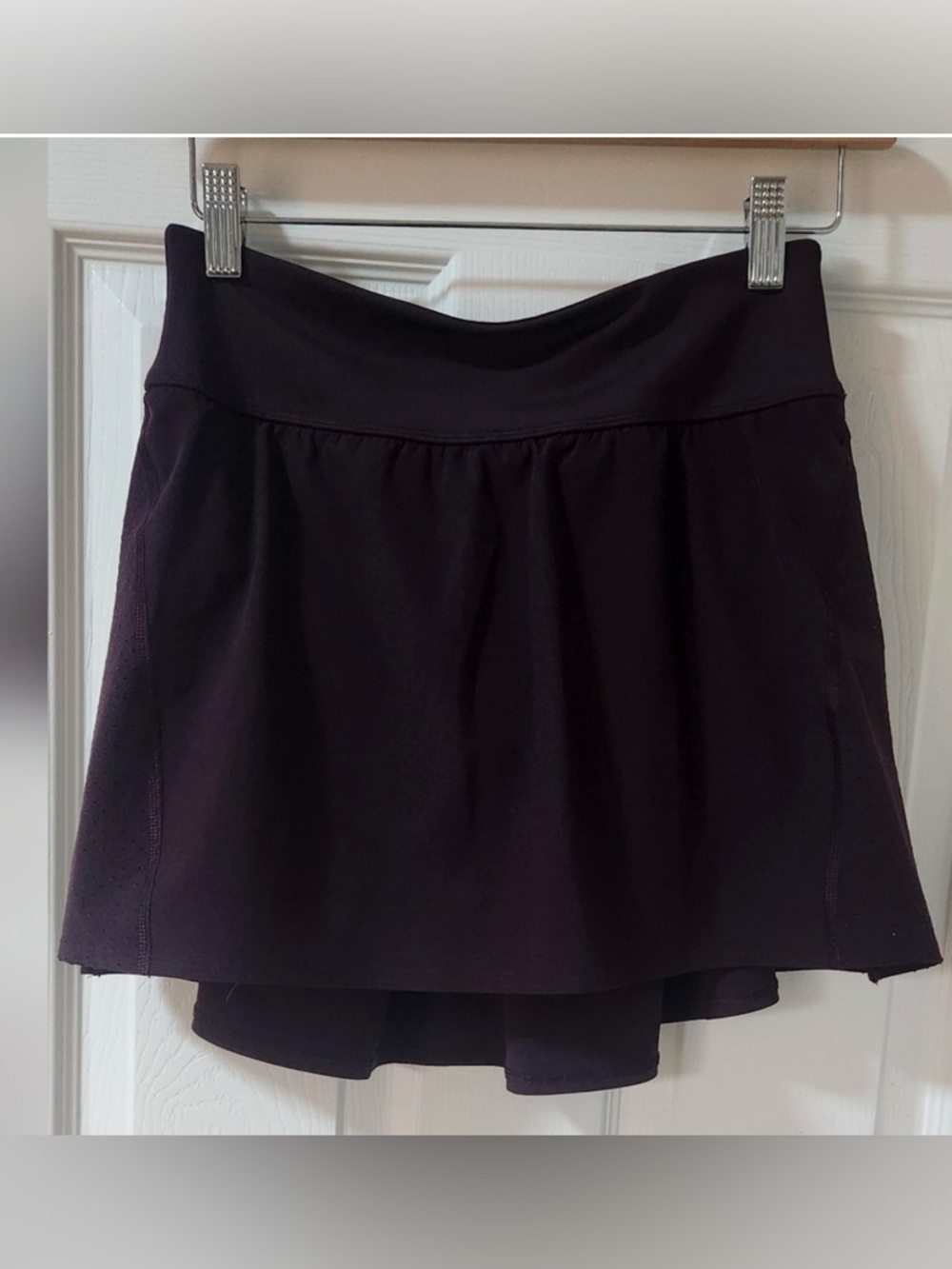 Spanx Get Moving Skort - Dark Plum/Burgundy - Size Small